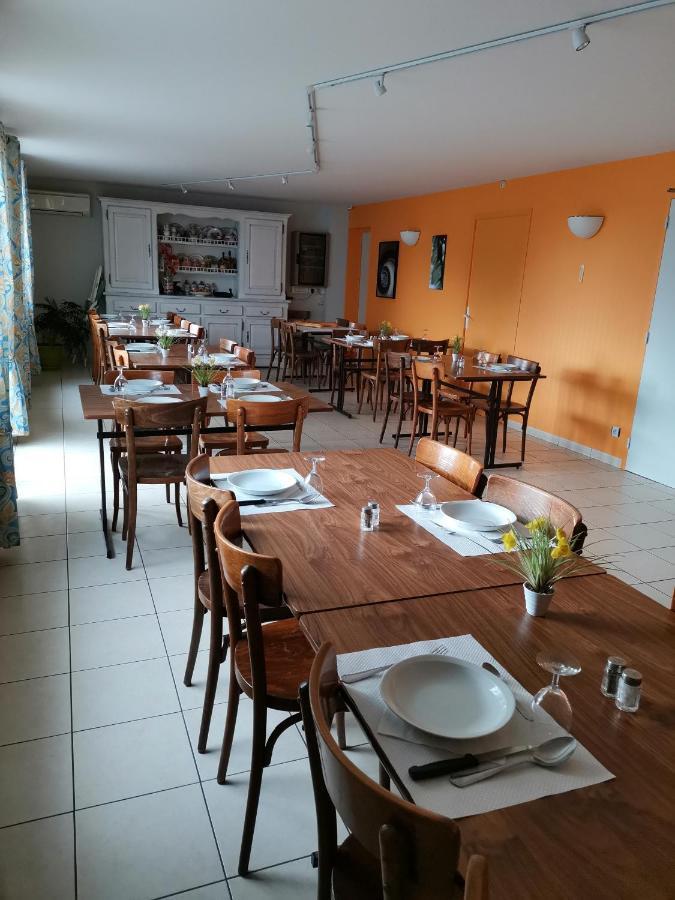 Hôtel Bar des Arènes Pontonx-sur-lʼAdour Esterno foto
